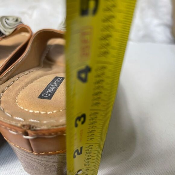 Good Choice Sydney wedge tan sandals SZ9 - Picture 8 of 8